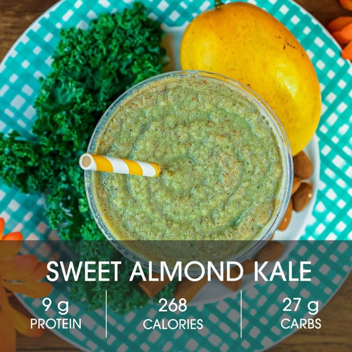 SWEET ALMOND KALE SMOOTHIE